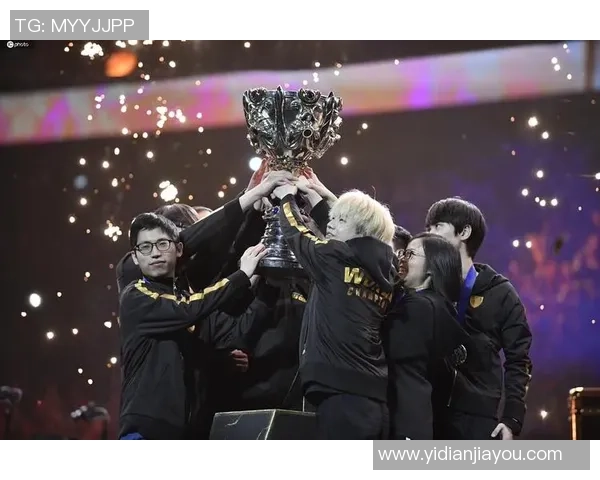 FPX在世界冠军杯积分榜上以87分稳居第一位置展现强劲实力 FPX在世界冠军杯积分榜上以87分稳居第一位置展现强劲实力